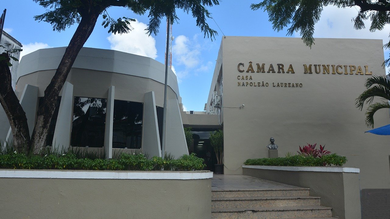 Entenda o processo de impugnação da candidatura de Vitor Hugo na Paraíba