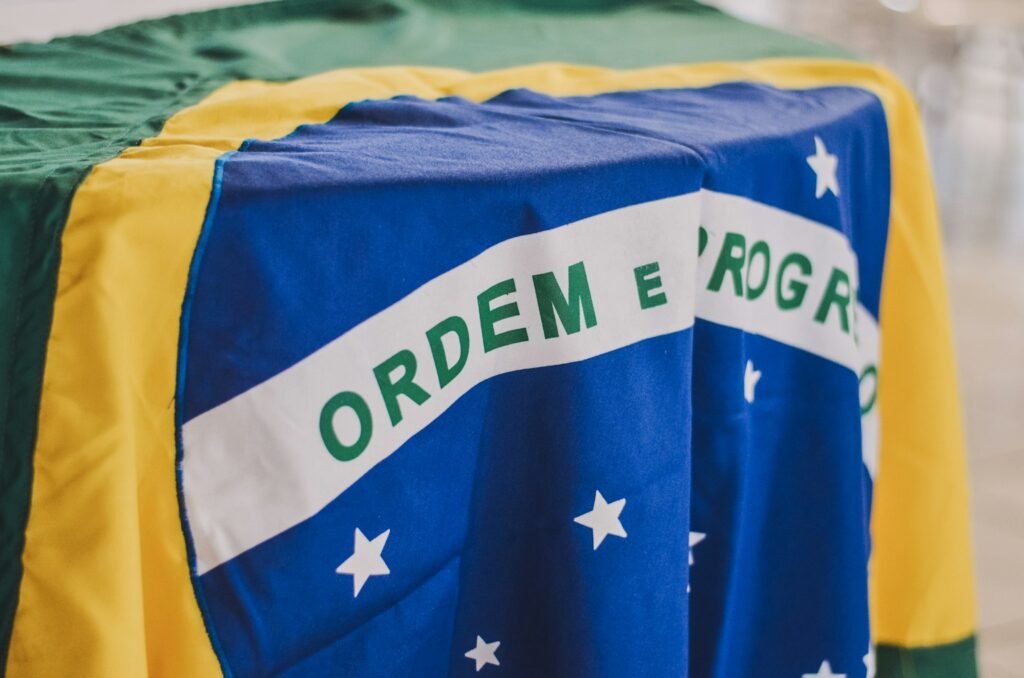 Prefeitos trocam apoios em série e transformam pré-campanha na Paraíba