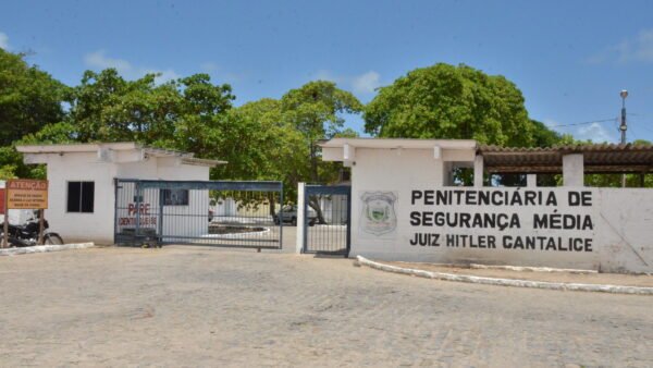 Homem é baleado ao deixar presídio em João Pessoa
