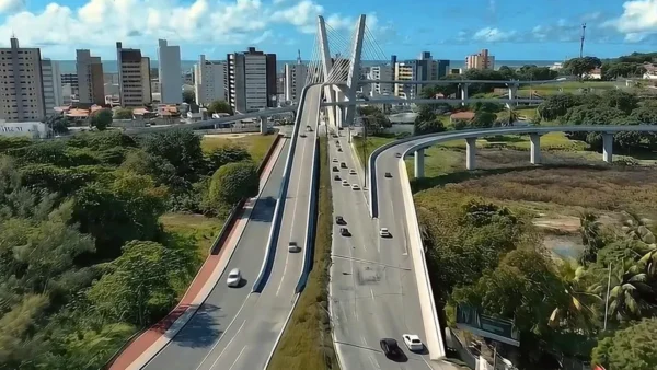 Primo de Efraim usa ‘Esgotei’ para boicotar viaduto do Altiplano, em João Pessoa