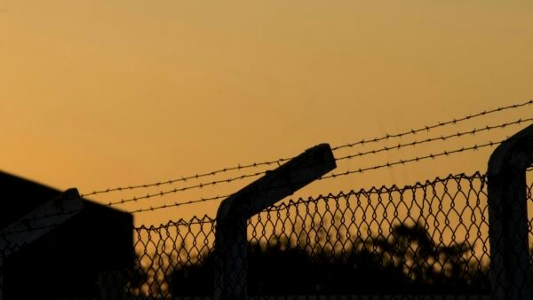 Dois detentos fogem do Presídio do Monte Santo em Campina Grande
