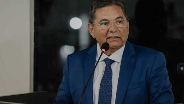 Adriano Galdino recusou vice de Lucas Ribeiro? O que a negativa revela sobre a chapa governista na Paraíba