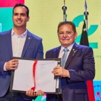 Adriano Galdino recusa vice e expõe racha com Lucas Ribeiro na Paraíba