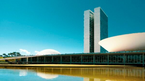 Aguinaldo denuncia uso do TCU contra Lula; entenda a tensão na Paraíba