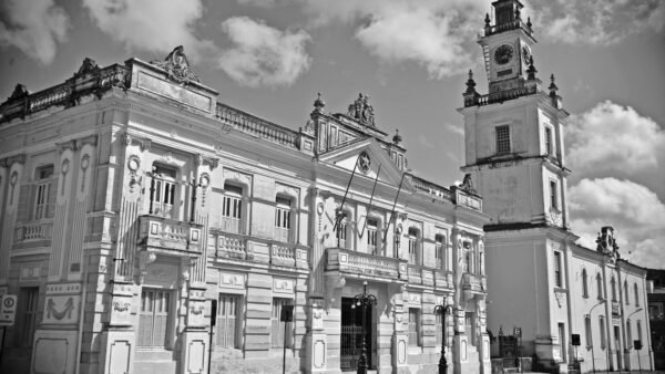 Como Lula e alianças cruzadas mexem na disputa pelo Senado na PB