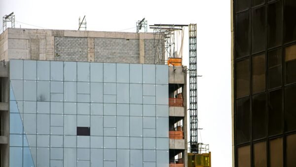 Obra de hospital em Conceição: como fiscalizar e denunciar irregularidades na Paraíba