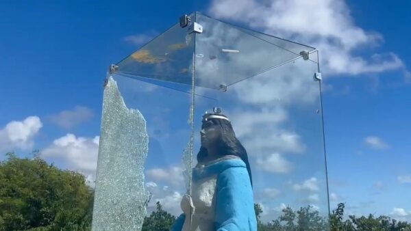 Guia prático: como denunciar vandalismo contra a estátua de Iemanjá em João Pessoa