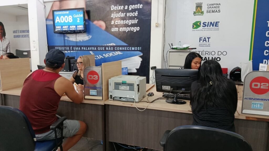 Saiba como concorrer às 909 vagas de emprego em Campina Grande